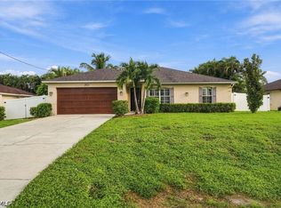 2825 SW 33rd Ter, Cape Coral, FL 33914