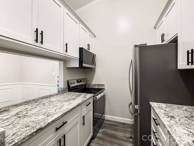 4158 Charlotte Hwy #F — Photo 11