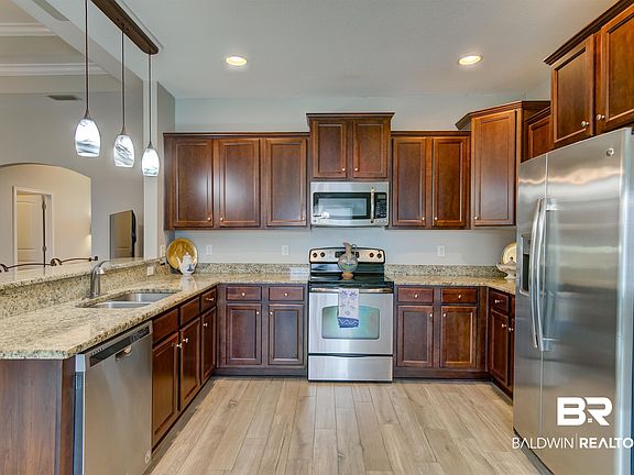 4th image of 21720 San Diego Ln