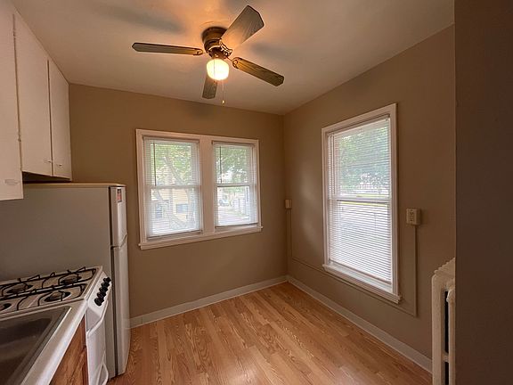 4th image of 468 Herschel St APT 3
