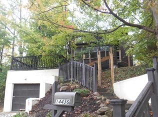 14436 Maple Ave, Maple Heights, OH 44137