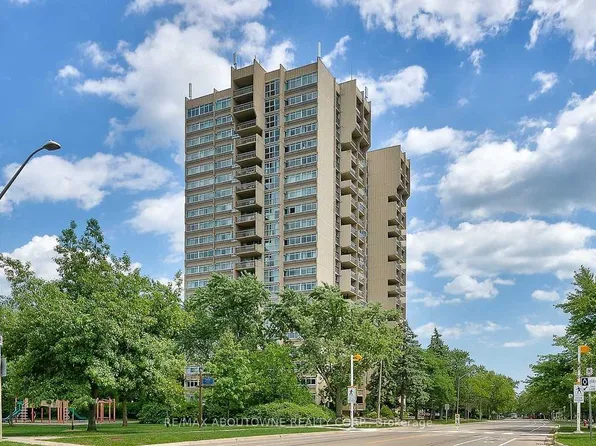 1359 White Oaks Blvd #1207, Oakville, ON L6H 2R8
