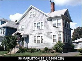 90 Mapleton St, Hartford, CT 06114