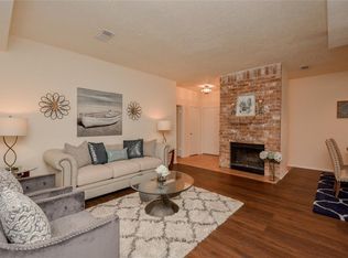 3051 Sam Houston Dr, Sugar Land, TX 77479