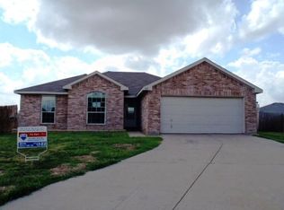 901 Rowdy Dr, Royse City, TX 75189