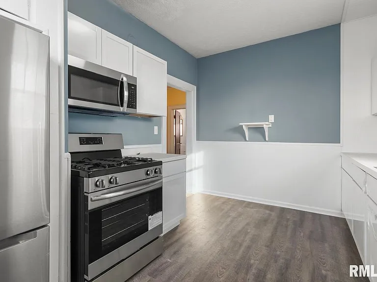 1816 W Callender Ave — Photo 9