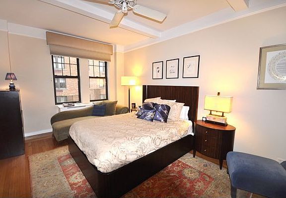 3rd image of 23 W 73rd St #606