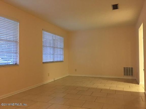 3rd image of 1221 Grove Park Dr