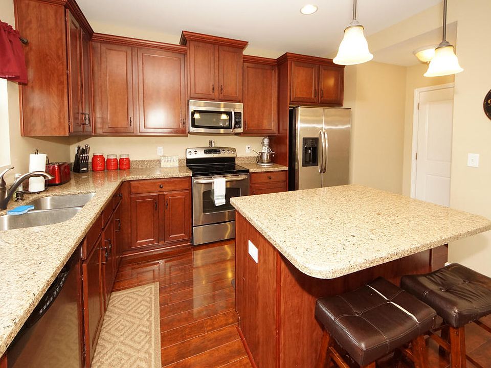 1st image of 3001 Banbury Cross Ct