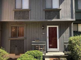 162 Fernbanks Ct, Athens, GA 30605