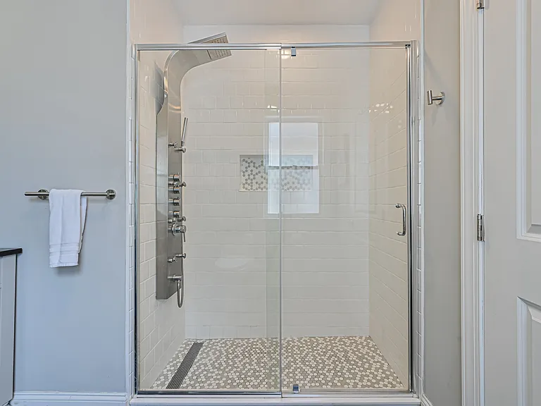140 S Bartram Ave — Photo 49