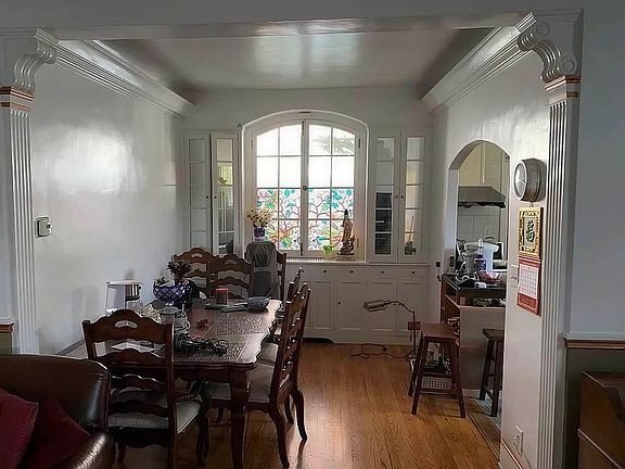 3rd image of 14214 Quince Ave