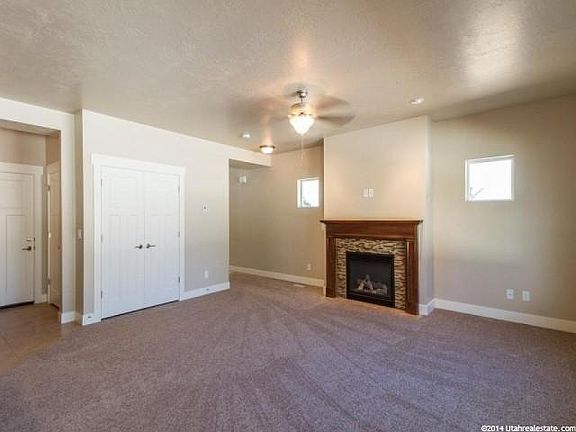 3rd image of 483 E Windy Garden Ln