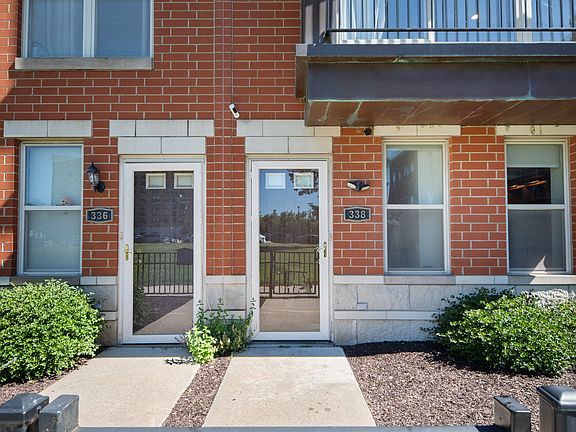 4th image of 338 E 25th Pl
