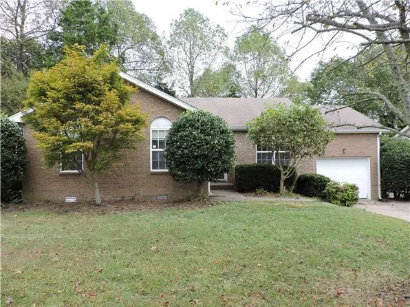 3208 W Yorkshire Ct, Old Hickory, TN 37138