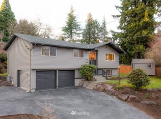 6532 NE 196th Pl, Kenmore, WA 98028
