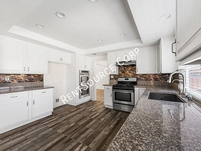 2145 W Avenue P8 — Photo 8