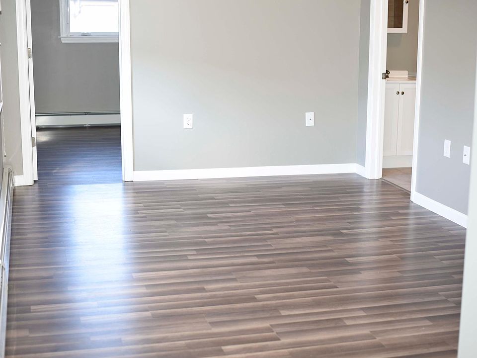2nd image of 17 Ridgefield Ave #1