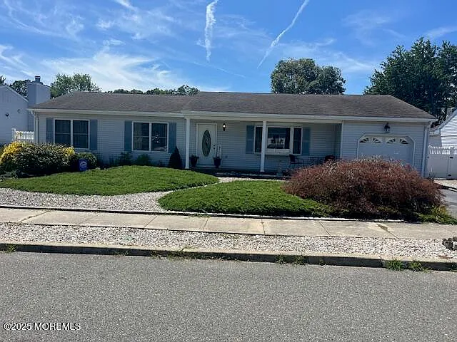 3 bed, 1720 sqft, $3,500 — Photo 2