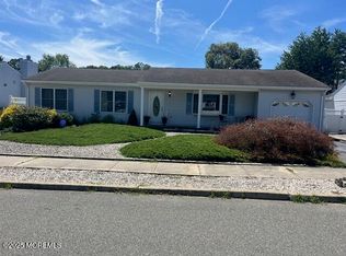 413 Earl Dr, Brick, NJ 08723