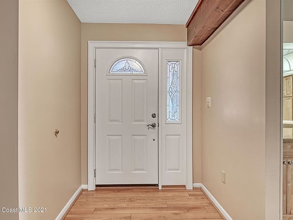 5th image of 4210 Grovewood Ln