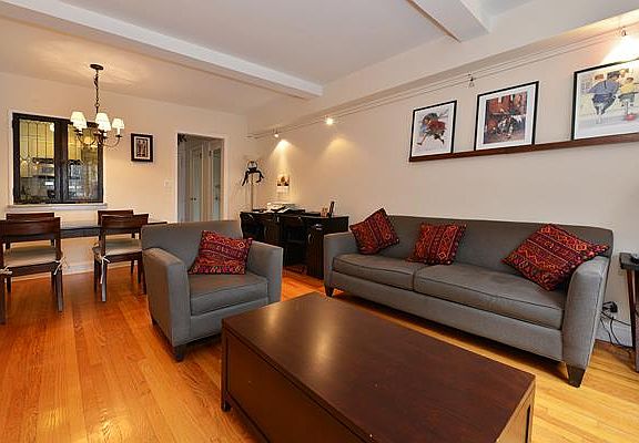 3rd image of 324 E 41st St APT 903-C