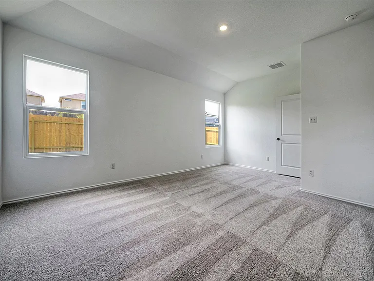 108 Montego St — Photo 15