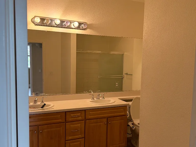 1360 Shady Ln #222 — Photo 6