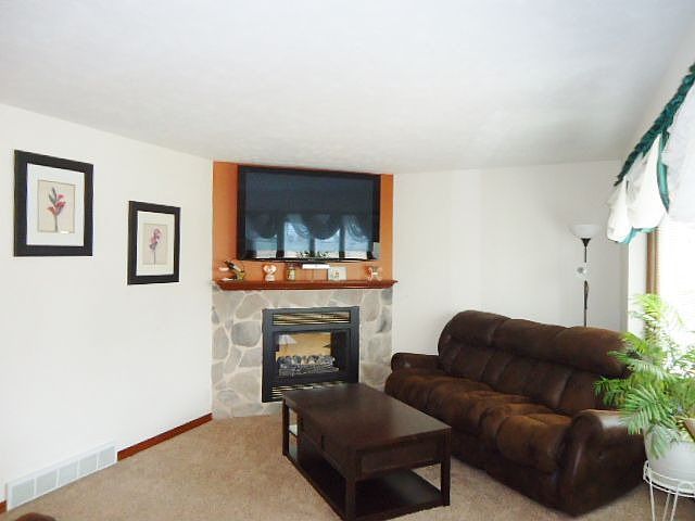 Living Rm-2 sided FP