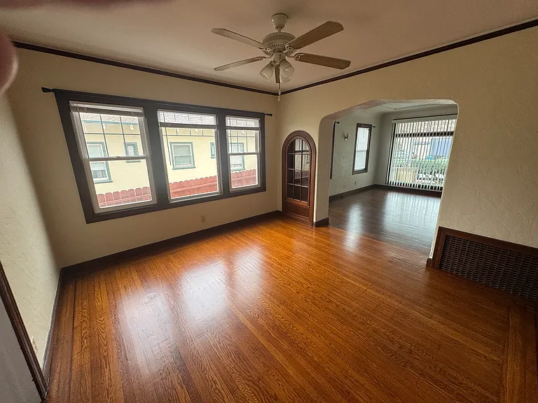 640 Alabama St — Photo 14