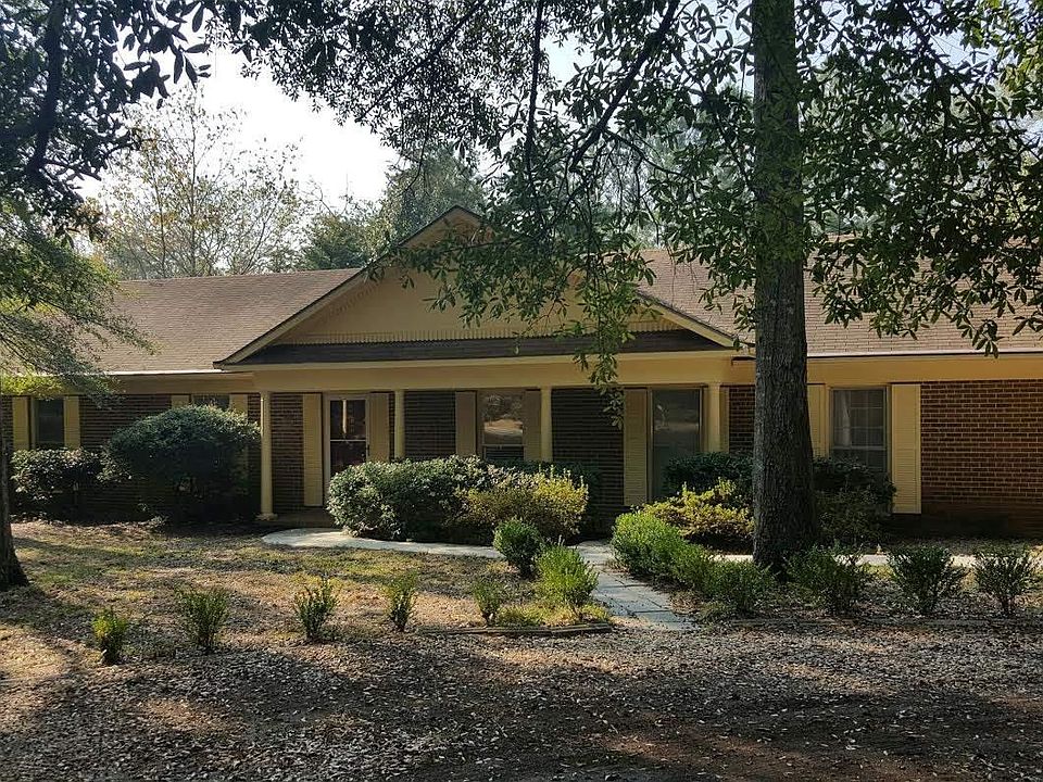 1st image of 119 Oakcrest Dr