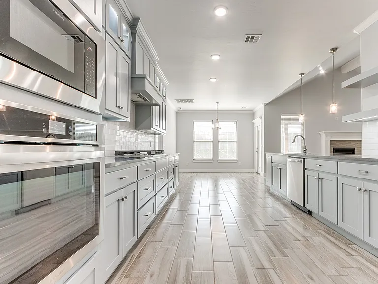 16421 Water Stone Way — Photo 17