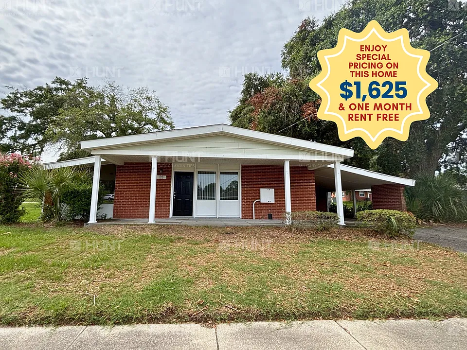 23 W Cardinal Ln