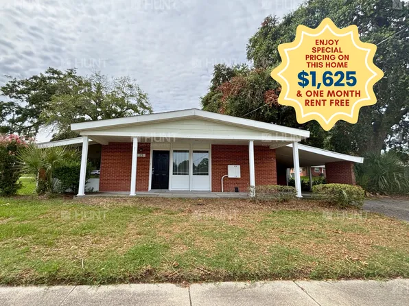 23 W Cardinal Ln, Beaufort, SC 29906