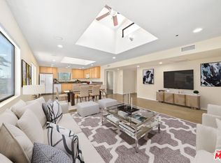 6815 Baird Ave APT 6, Reseda, CA 91335