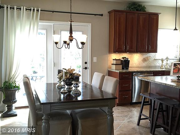 Spacious Breakfast Area