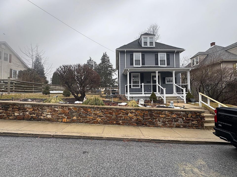 1st image of 134 Jackson Ave