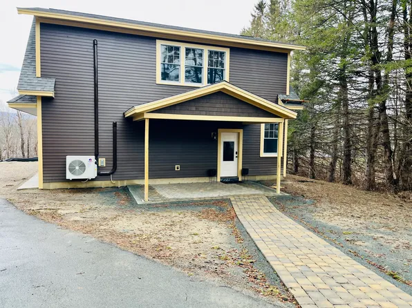 71 School St #1, Littleton, NH 03561