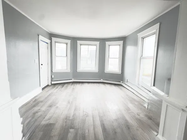2-4 Grainger St #1, Lawrence, MA 01843