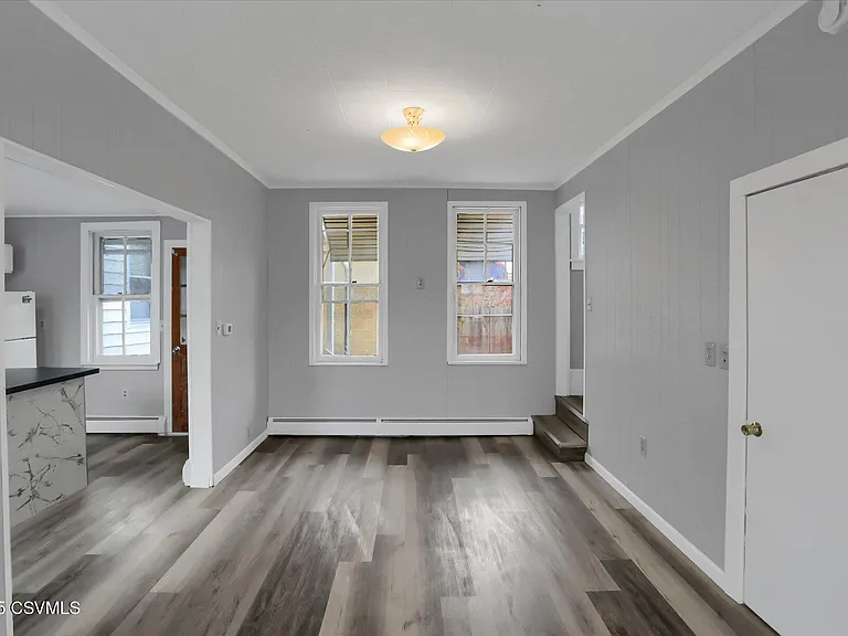 114 S 5th St — Photo 5