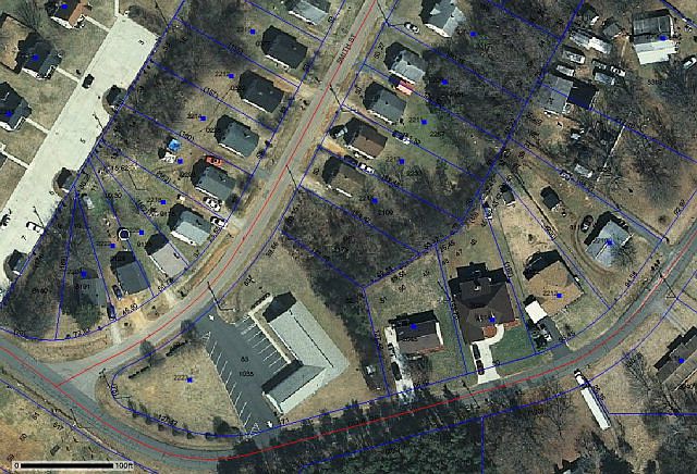 2nd image of 2217 Smith St
