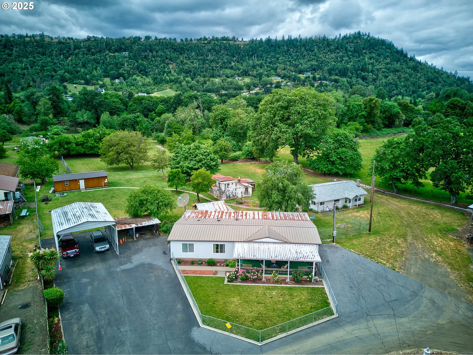 1548 Harlan St, Roseburg OR - Owner Finance Home