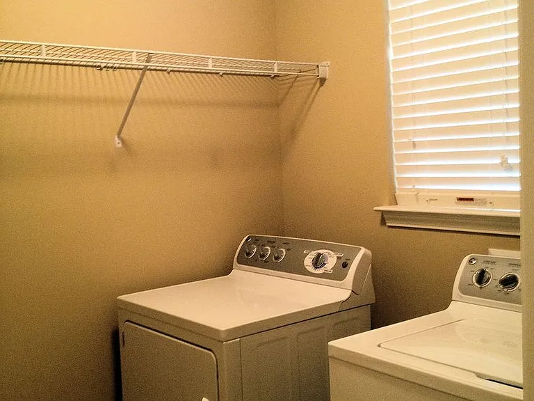 4046 Corners Way — Photo 7