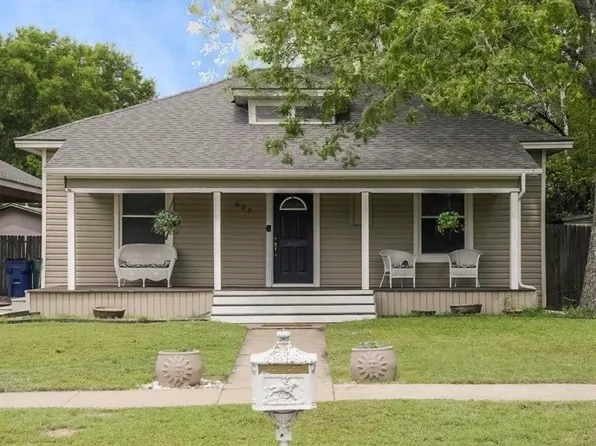 607 Williams St, Waxahachie, TX 75165