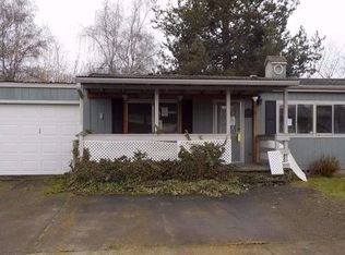 156 Meadow Ln, Eagle Pt, OR 97524