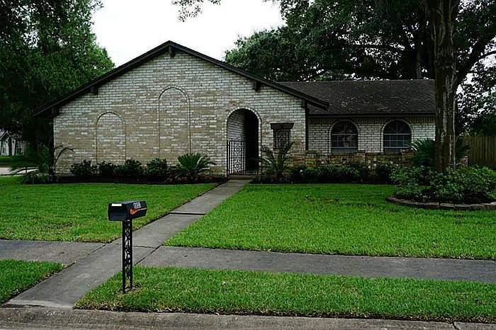 1st image of 8803 Langfield Ct