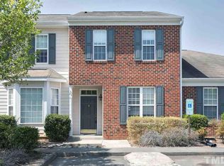 25 Signet Dr, Durham, NC 27704