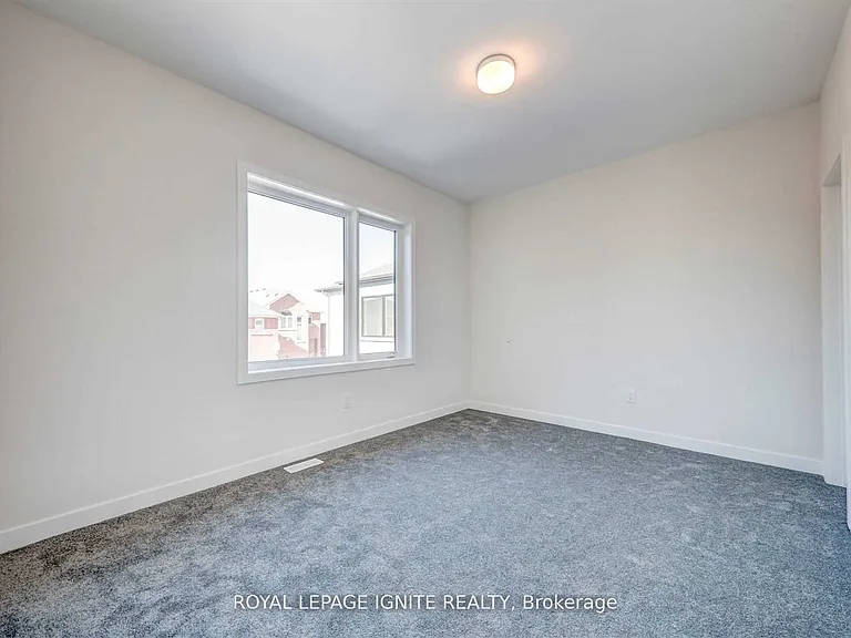 56 Rustle Woods Ave — Photo 28