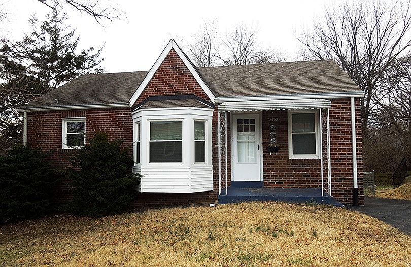 1st image of 2653 Melvin Ave