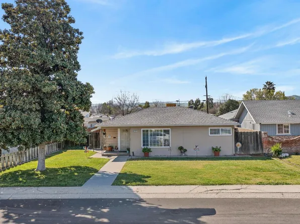 425 W University Ave, Coalinga, CA 93210